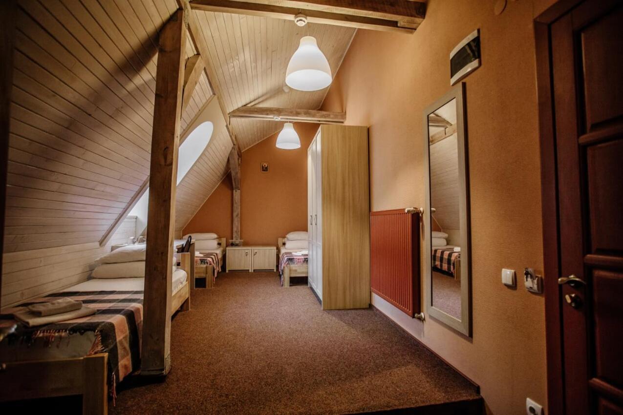 Guest House "Arkhistratyg" Lviv Eksteriør billede