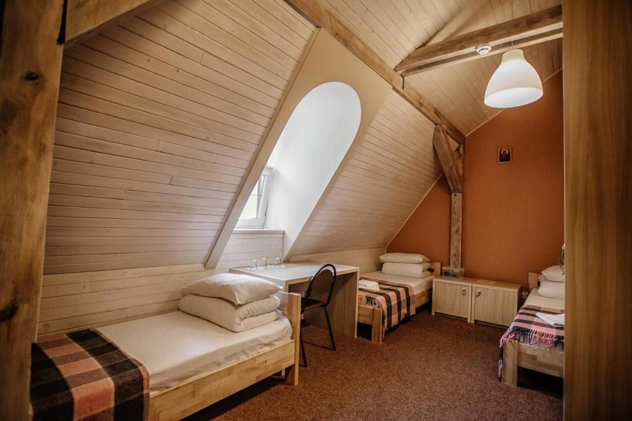 Guest House "Arkhistratyg" Lviv Eksteriør billede