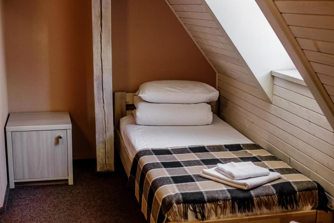 Guest House "Arkhistratyg" Lviv Eksteriør billede