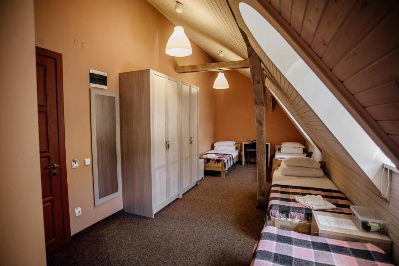 Guest House "Arkhistratyg" Lviv Eksteriør billede