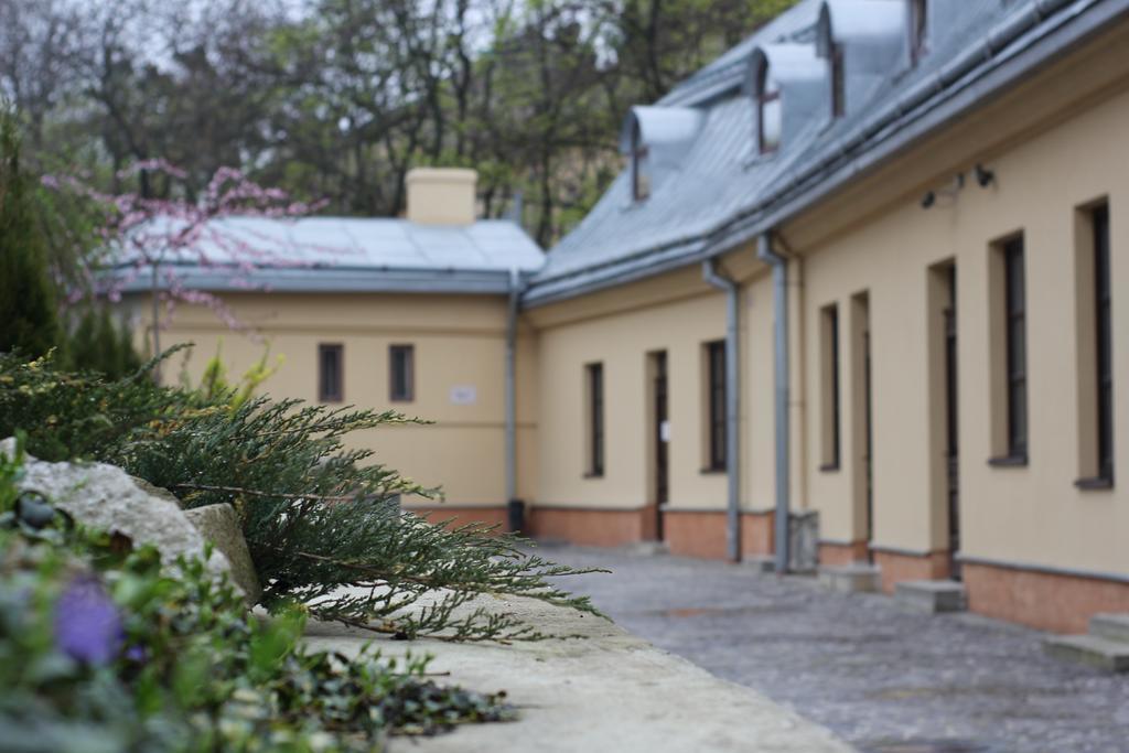 Guest House "Arkhistratyg" Lviv Eksteriør billede