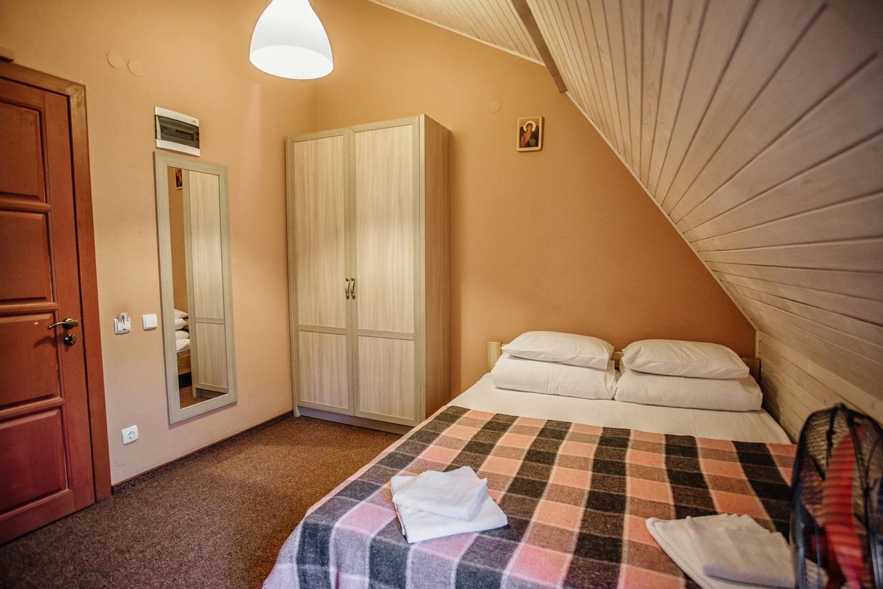 Guest House "Arkhistratyg" Lviv Eksteriør billede