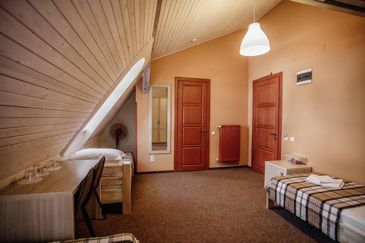 Guest House "Arkhistratyg" Lviv Eksteriør billede